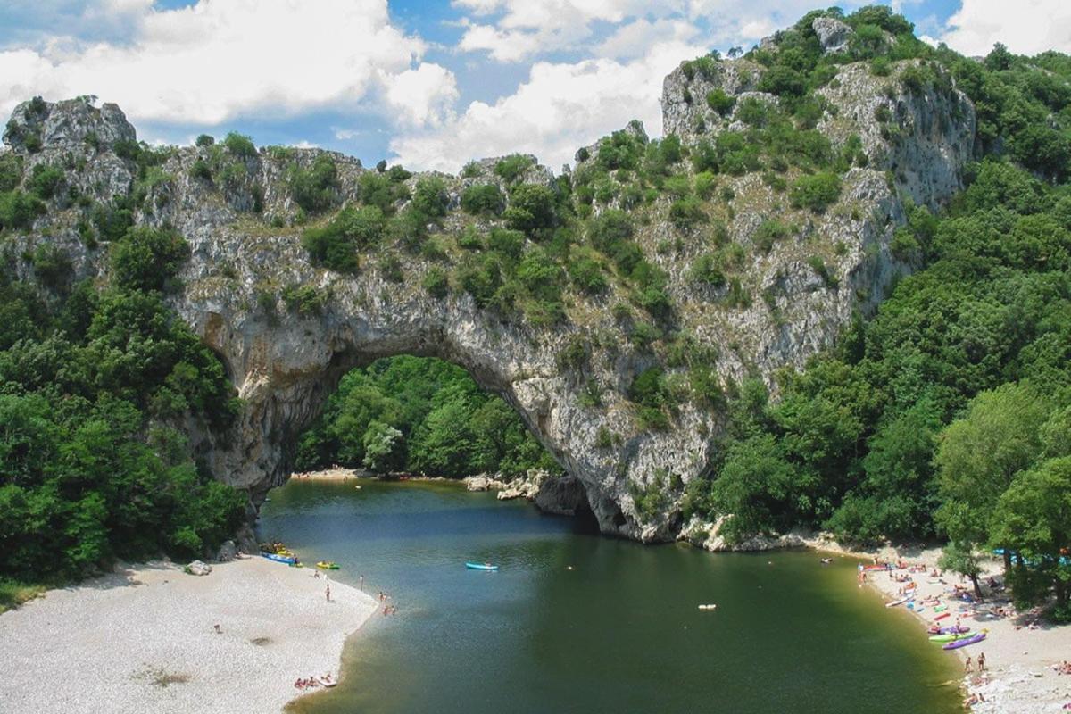 Charmante Bastide A Vallon Pont D'Arc Luaran gambar